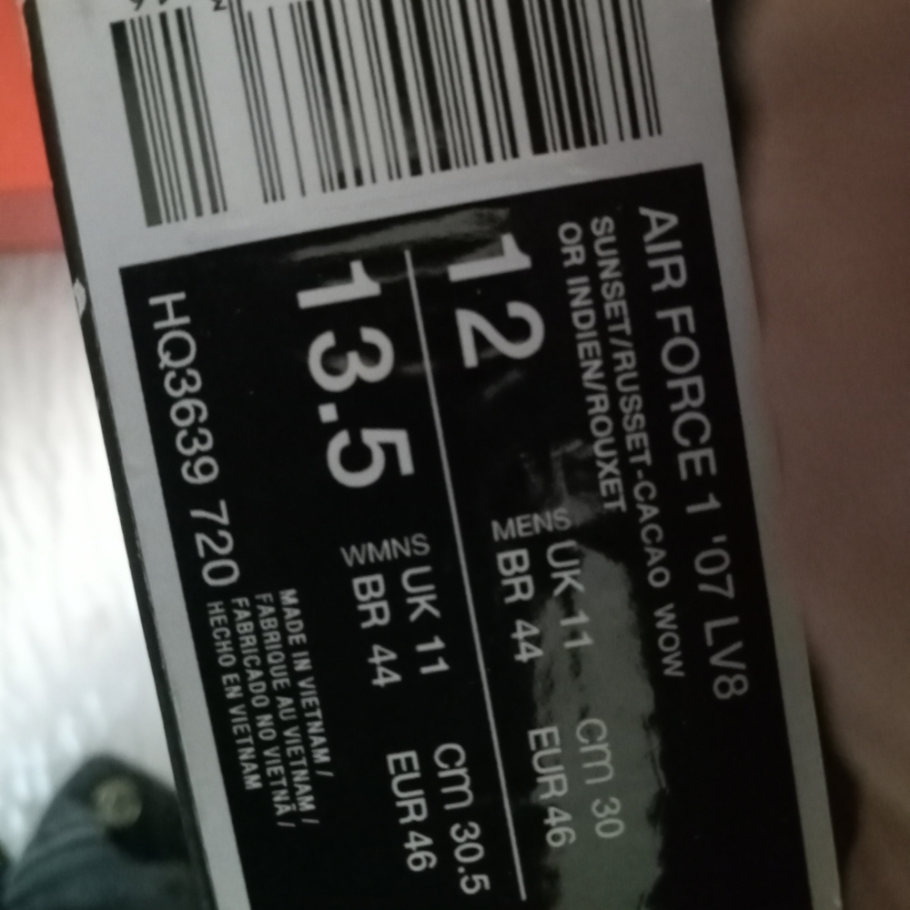 Brand new Nike AF1. (Never been worn) - Picture 9 of 9